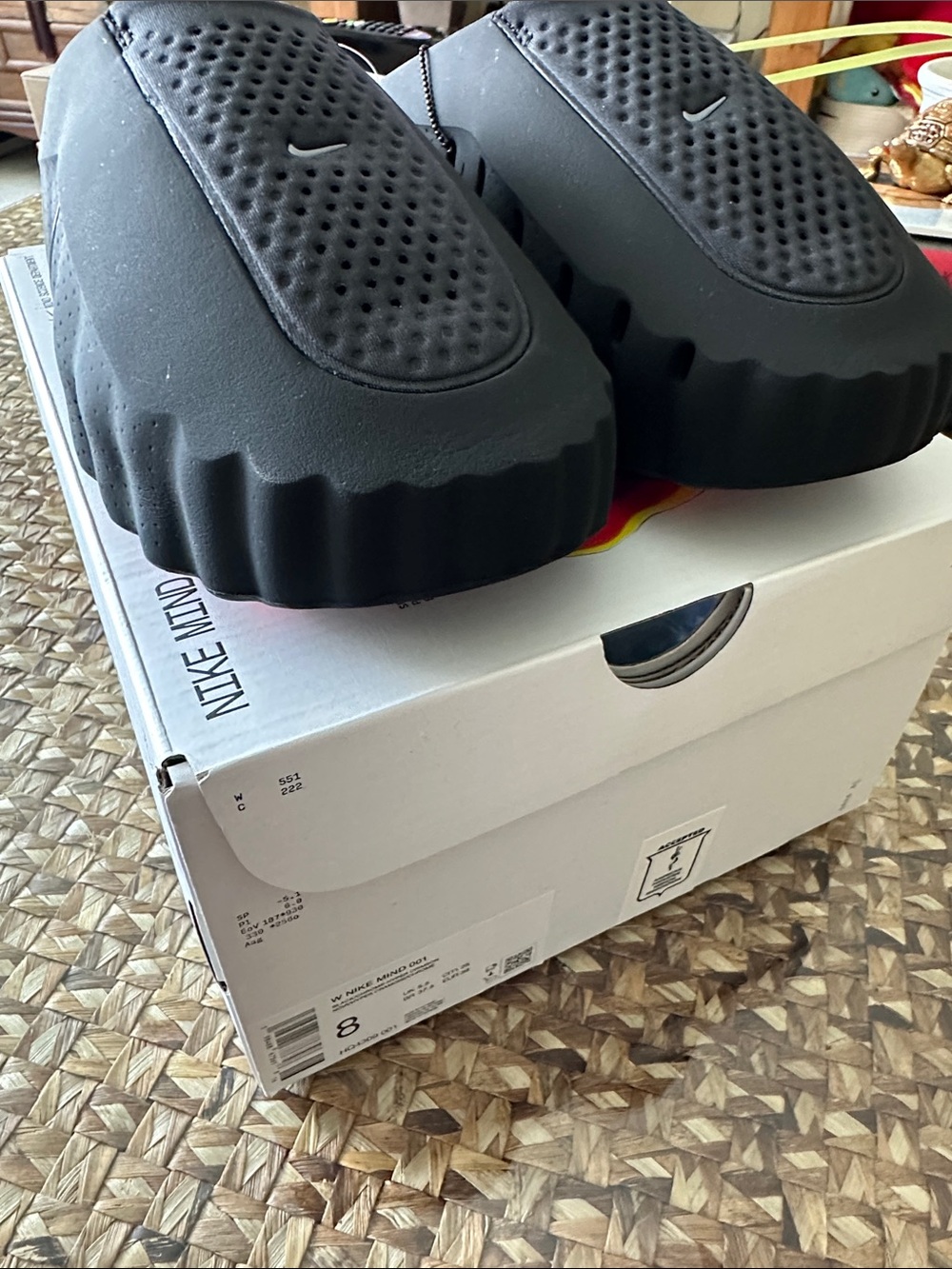 Nike Black Mind 001 Black Slide Clogs WMN size 8 - Picture 4 of 8